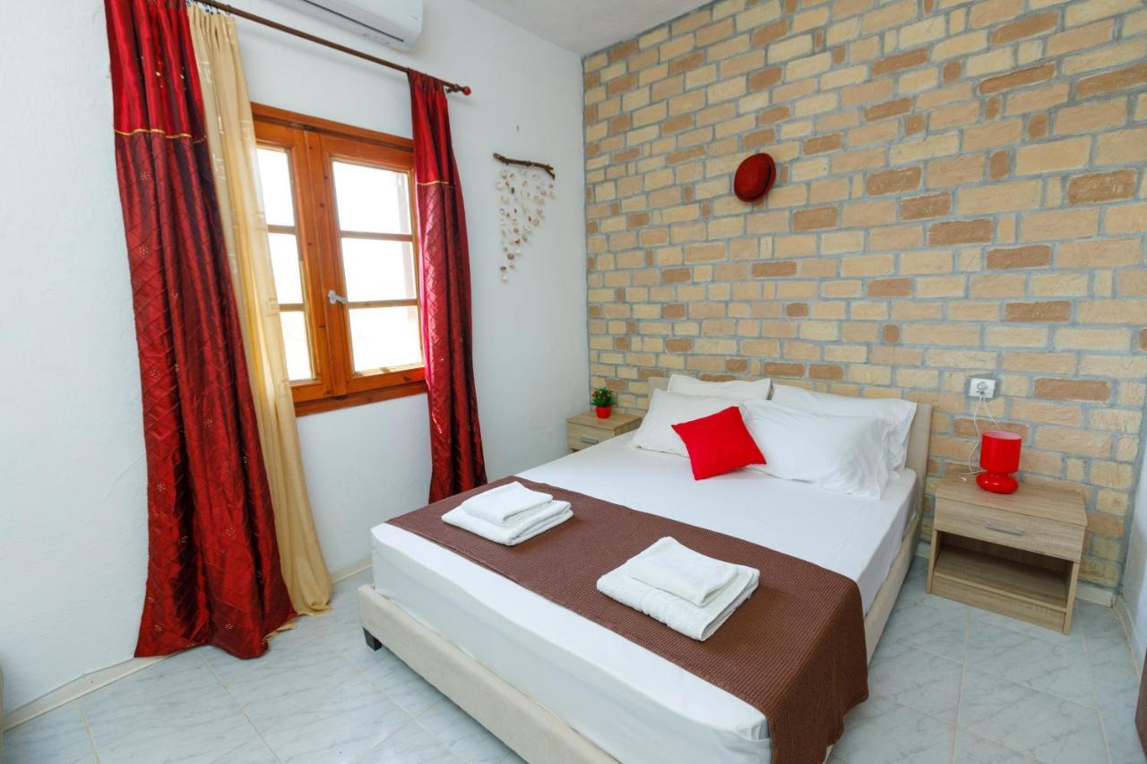 Seas The Moment Apartment Nea Kallikrateia Екстериор снимка