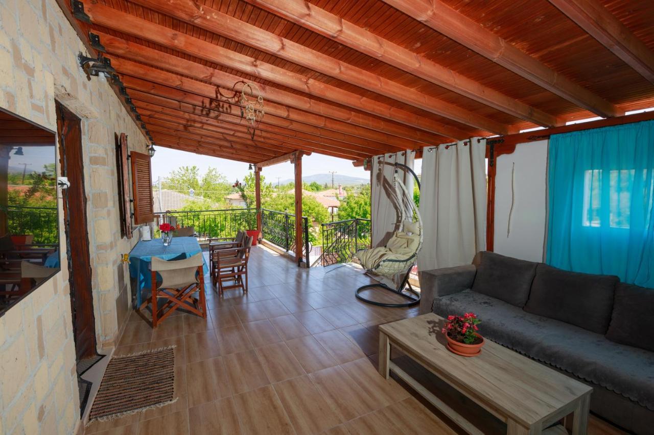 Seas The Moment Apartment Nea Kallikrateia Екстериор снимка